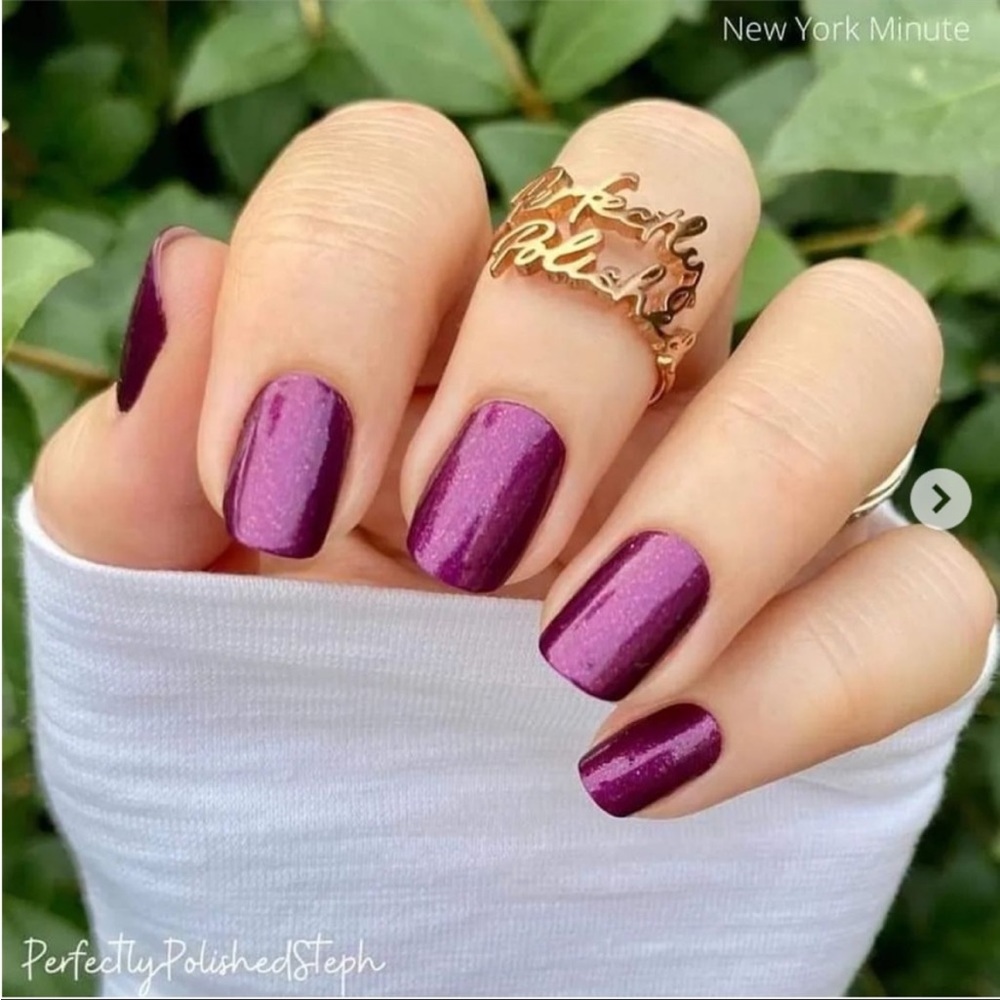 *Retired* Color Street: New York Minute | Berry Purple Fall Winter Jewel Shimmer - Picture 2 of 13